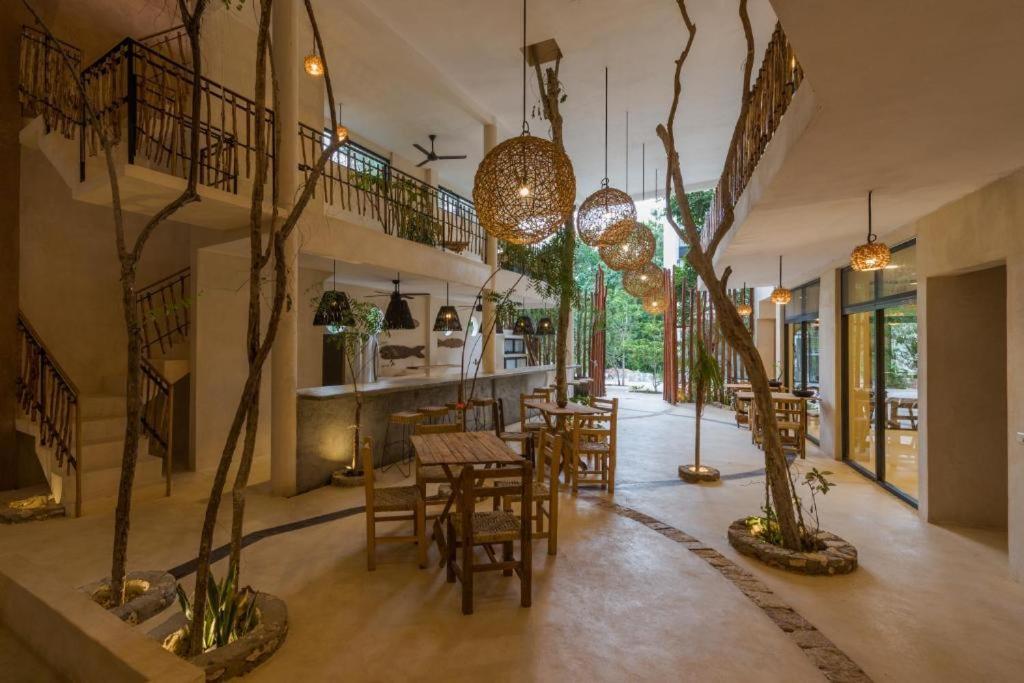 Koos Tulum Hotel Buitenkant foto